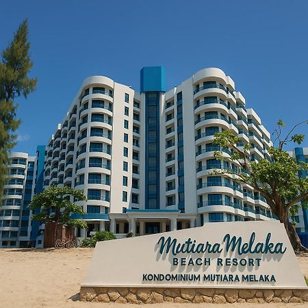 Mutiara Melaka Beach Resort By Glex Tangga Batu 外观 照片