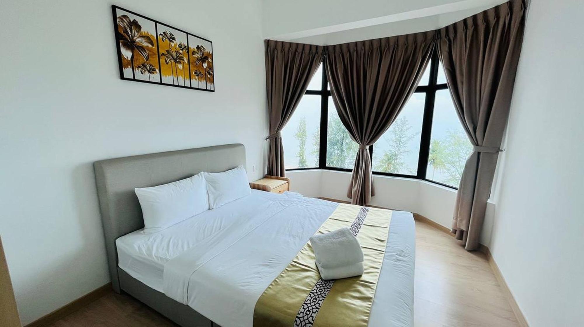Mutiara Melaka Beach Resort By Glex Tangga Batu 外观 照片
